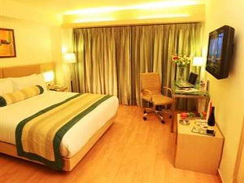 Comfort Inn Gsk Amritsar Eksteriør bilde